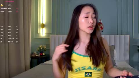 Snapshot of rizeshiro chatting on 12/15/25, 05:34 Rize online show from 12/15/25, 05:34