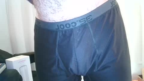 Snapshot of rj8090 chatting on 11/08/25, 10:19 rj8090 online show from 11/08/25, 10:19