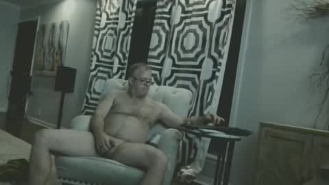 Snapshot of rjkelly6892 chatting on 06/11/26, 06:00 rjkelly6892 online show from 06/11/26, 06:00