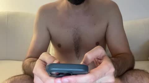 Snapshot of rlggggn42 chatting on 10/04/25, 06:39 rlggggn42 online show from 10/04/25, 06:39