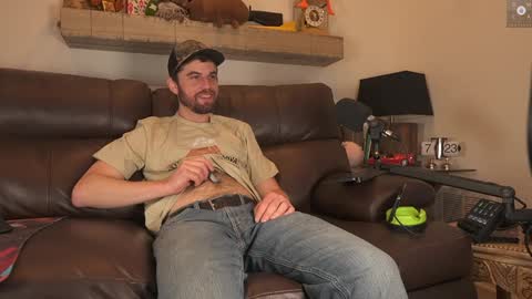 Ryan aka KeylimeRy online show from 12/08/24, 01:24
