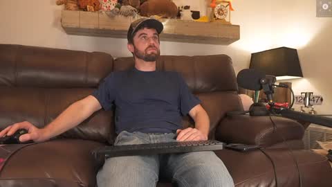 Ryan aka KeylimeRy online show from 12/12/24, 06:47