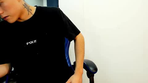 Snapshot of roan_birkin chatting on 10/26/25, 09:21 Roan Birkin online show from 10/26/25, 09:21