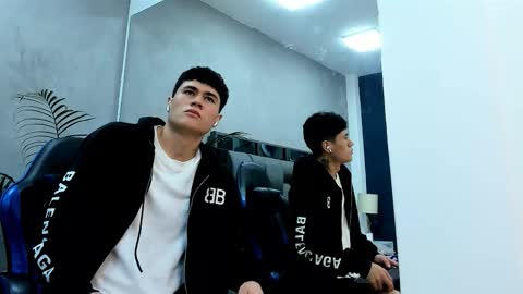 Snapshot of roan_birkin chatting on 11/20/25, 07:24 Roan Birkin online show from 11/20/25, 07:24