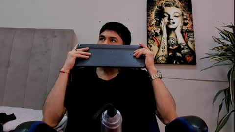 Roan Birkin online show from 06/04/26, 08:37