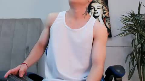 Roan Birkin online show from 07/09/26, 08:02