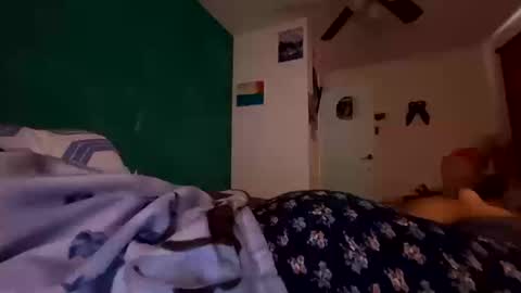 roarmance1 online show from 10/15/25, 05:57