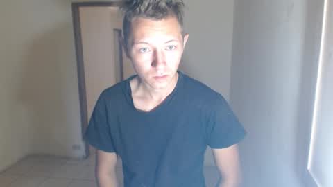 Snapshot of roastingcorn chatting on 11/02/25, 03:14 RoastingCorn online show from 11/02/25, 03:14