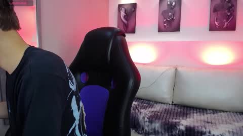 Snapshot of robbinblaze chatting on 11/25/25, 05:18 Robbin online show from 11/25/25, 05:18