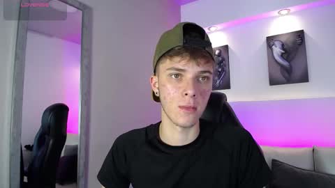 Snapshot of robbinblaze chatting on 12/03/25, 05:15 Robbin online show from 12/03/25, 05:15