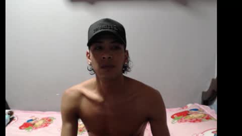 robert_kingg online show from 12/20/25, 08:54
