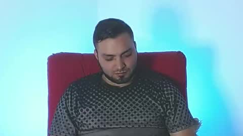 Snapshot of robert_leroy chatting on 10/05/25, 01:04 Stiven - online show from 10/05/25, 01:04