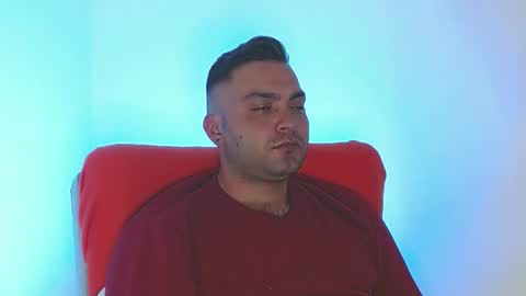 Snapshot of robert_leroy chatting on 10/26/25, 07:47 Stiven - online show from 10/26/25, 07:47