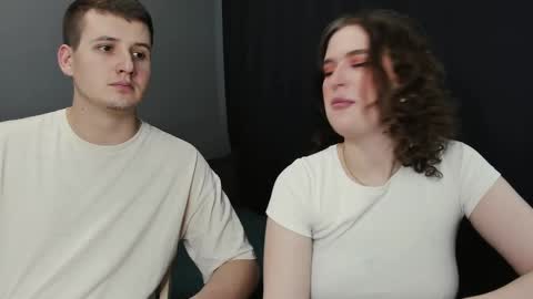 Lisa and Robert  i am online all days 900 am GMT3   online show from 02/22/25, 04:29