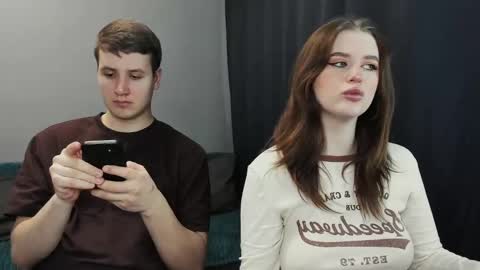 Lisa and Robert  i am online all days 900 am GMT3   online show from 03/06/25, 10:30