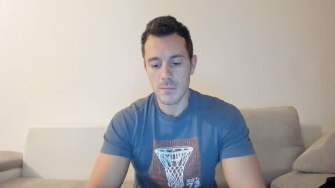 roberto4ever online show from 11/26/25, 05:41