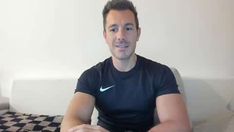roberto4ever online show from 06/23/26, 04:10