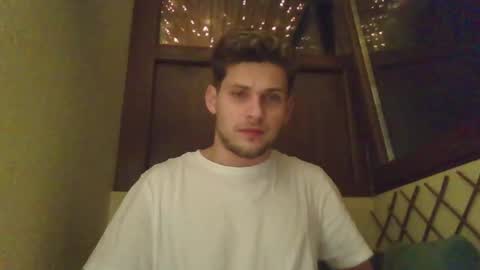 Roberto online show from 01/28/25, 01:18