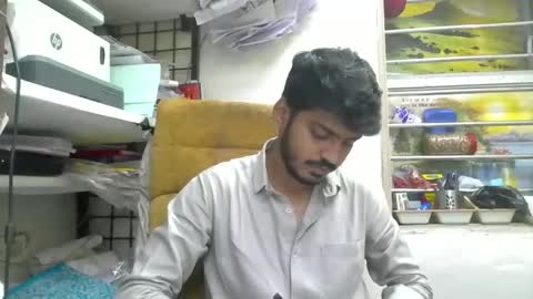 Robertsalia online show from 10/09/25, 12:14