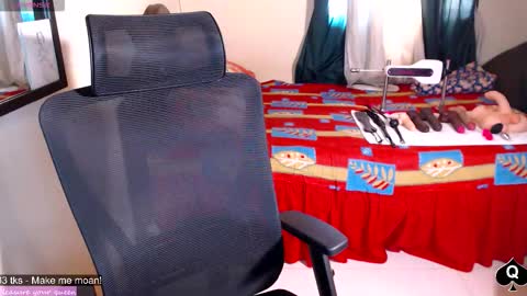 Snapshot of robin_h00t chatting on 02/26/26, 07:35 Ivanna and Robin online show from 02/26/26, 07:35