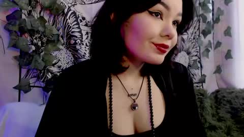 Snapshot of robin_harrington chatting on 04/16/26, 10:49 Ronin online show from 04/16/26, 10:49