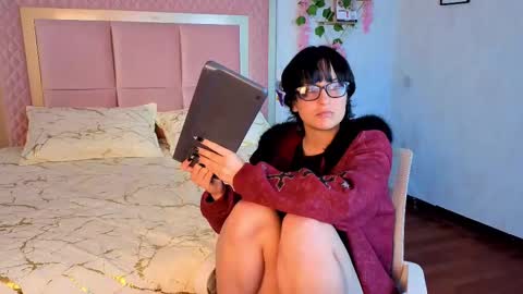 robin D online show from 10/11/25, 05:55