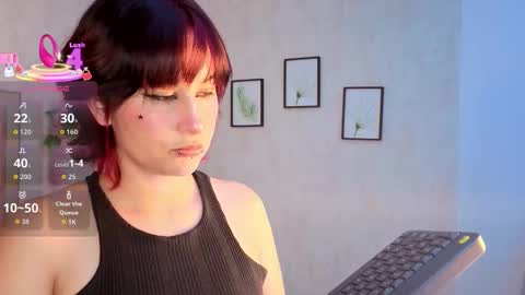 Snapshot of robinbennett chatting on 11/30/25, 12:09 robin D online show from 11/30/25, 12:09