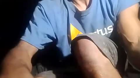 R online show from 09/11/25, 03:45