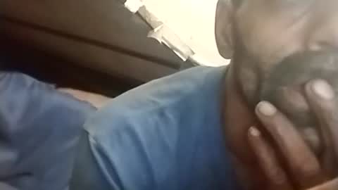 R online show from 09/12/25, 04:01