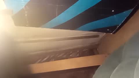 R online show from 09/22/25, 06:48