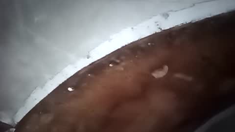 R online show from 10/05/25, 01:04