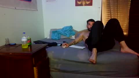 robnster99 online show from 05/20/26, 07:53