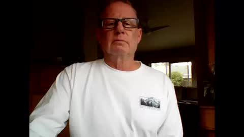 Snapshot of robo0000 chatting on 10/13/25, 06:08 robo0000 online show from 10/13/25, 06:08