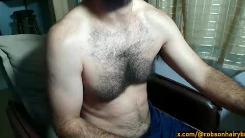 Snapshot of robson_29 chatting on 12/19/25, 02:51 Robson online show from 12/19/25, 02:51