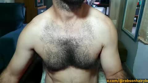 Snapshot of robson_29 chatting on 01/08/26, 01:24 Robson online show from 01/08/26, 01:24