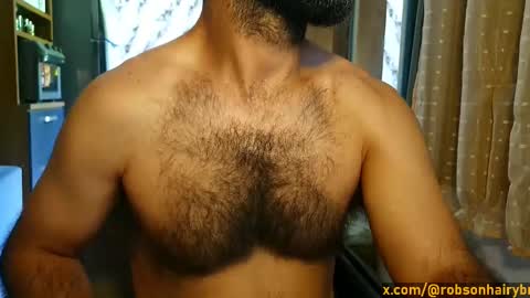 Snapshot of robson_29 chatting on 02/26/26, 01:32 Robson online show from 02/26/26, 01:32