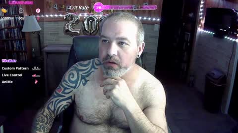 Snapshot of robun1801 chatting on 12/31/24, 02:19 Tequila and Whiskey online show from 12/31/24, 02:19