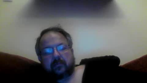Snapshot of robx32 chatting on 12/23/24, 11:17 Rob online show from 12/23/24, 11:17