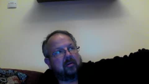 Snapshot of robx32 chatting on 03/09/25, 09:25 Rob online show from 03/09/25, 09:25