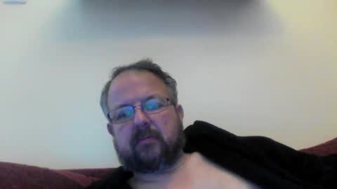 Snapshot of robx32 chatting on 03/11/25, 11:01 Rob online show from 03/11/25, 11:01