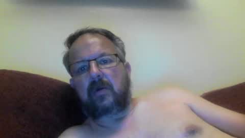 Snapshot of robx32 chatting on 09/08/25, 09:58 Rob online show from 09/08/25, 09:58