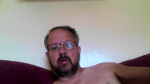 Snapshot of robx32 chatting on 09/09/25, 11:43 Rob online show from 09/09/25, 11:43
