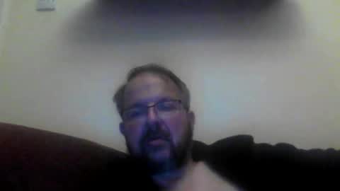 Snapshot of robxx32 chatting on 11/28/25, 12:13 robxx32 online show from 11/28/25, 12:13