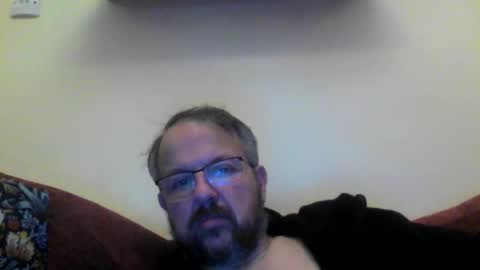 Snapshot of robxx32 chatting on 12/16/25, 10:15 robxx32 online show from 12/16/25, 10:15