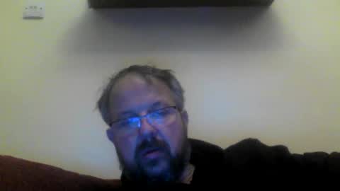 Snapshot of robxx32 chatting on 12/21/25, 10:39 robxx32 online show from 12/21/25, 10:39