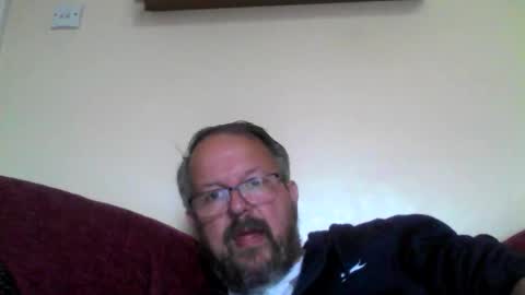 Snapshot of robxx32 chatting on 04/01/26, 04:15 robxx32 online show from 04/01/26, 04:15