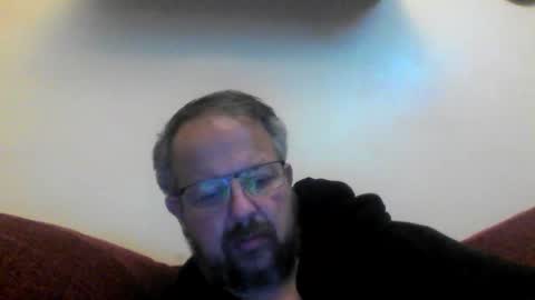 Snapshot of robxx32 chatting on 04/05/26, 10:18 robxx32 online show from 04/05/26, 10:18