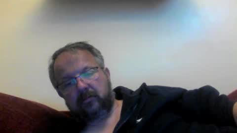 Snapshot of robxx32 chatting on 04/07/26, 11:15 robxx32 online show from 04/07/26, 11:15
