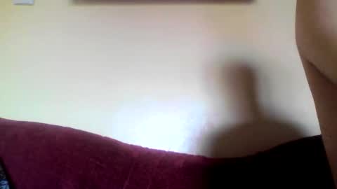Snapshot of robxx32 chatting on 04/12/26, 03:50 robxx32 online show from 04/12/26, 03:50