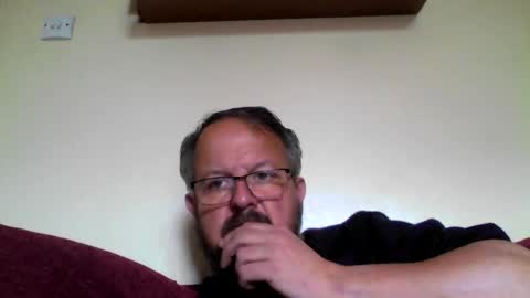 Snapshot of robxx32 chatting on 04/16/26, 11:00 robxx32 online show from 04/16/26, 11:00
